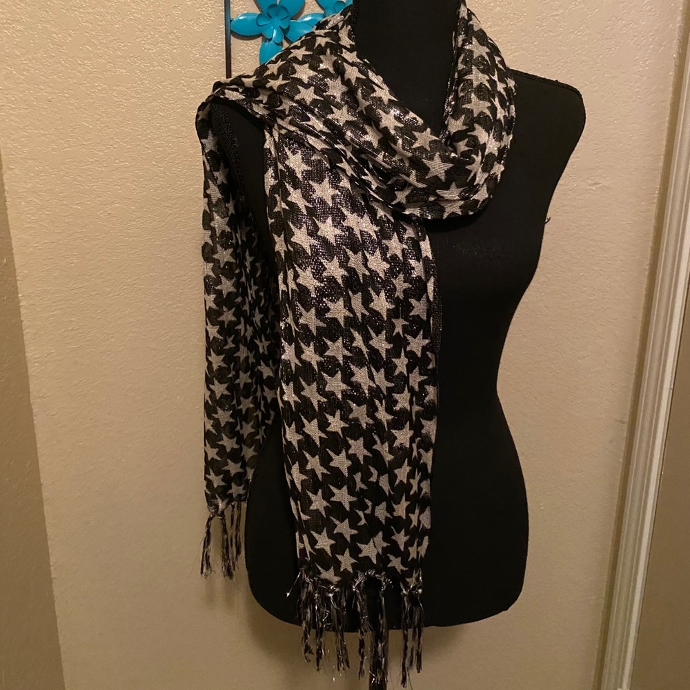 Women’s Scarves